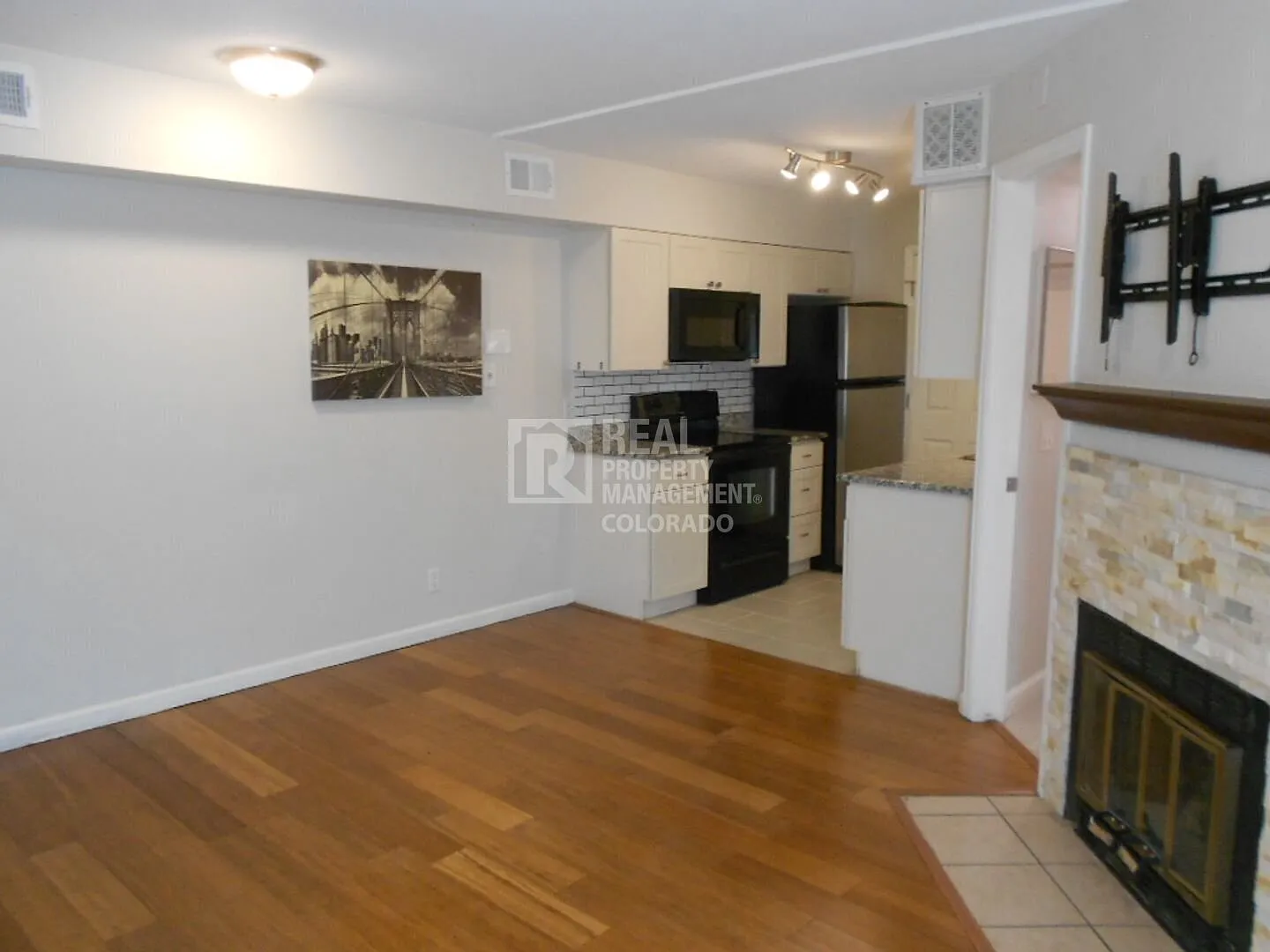 Beautifully Updated 2-Bedroom Condo in a Fantastic West Denver Location — Photo 1