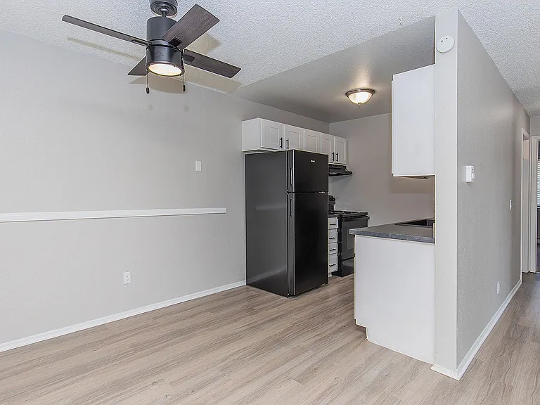 2 Bedroom