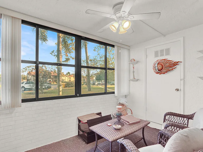 309 Knotty Pine Cir #A-1 — Photo 19