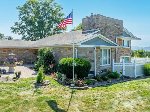 364 Bowers Rd, Berwick, PA 18603