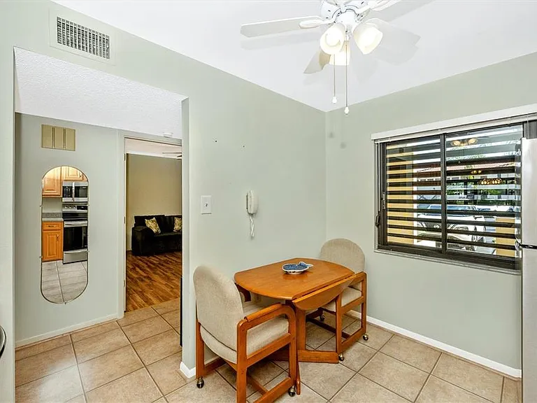 5219 Lake Village Dr #21 — Photo 12