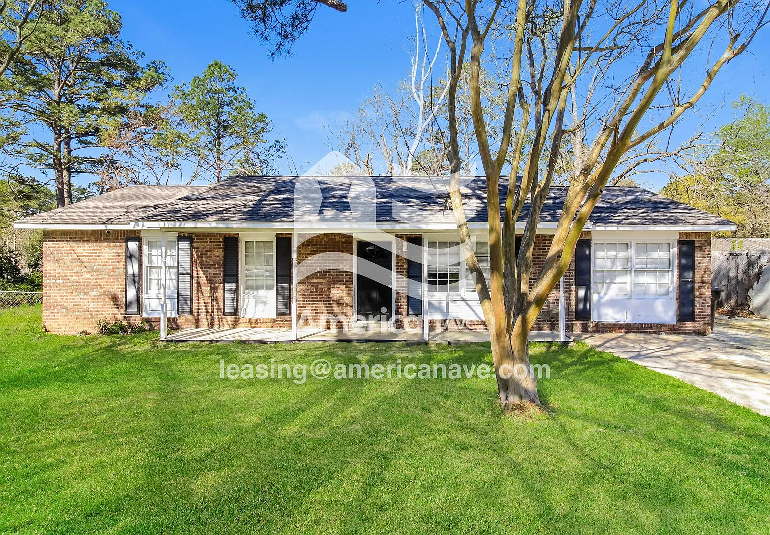 2 bed, 1.0 bath, 1410 sqft, $1,025 — Photo 1