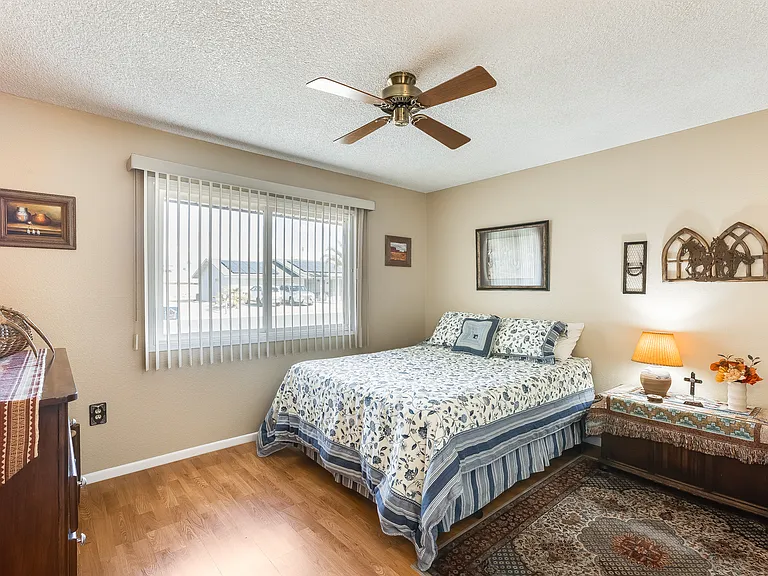 12611 W Keystone Dr — Photo 15