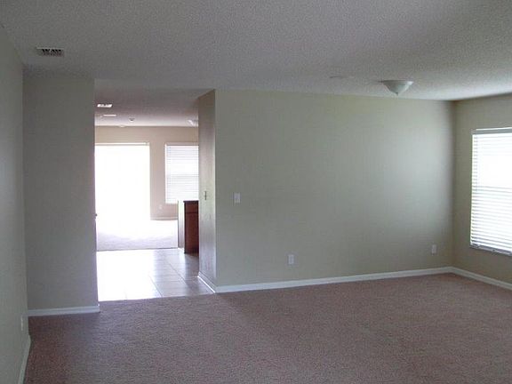 3rd image of 3209 Amberley Park Cir