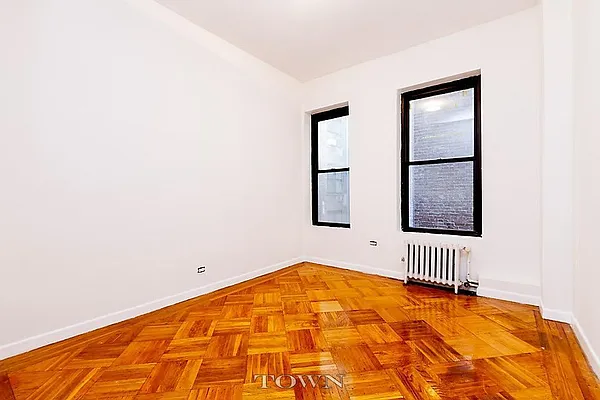 Rented by Town Residential | media 22