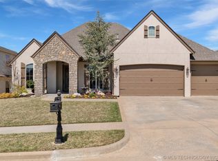 5877 E 145th St S, Bixby, OK 74008