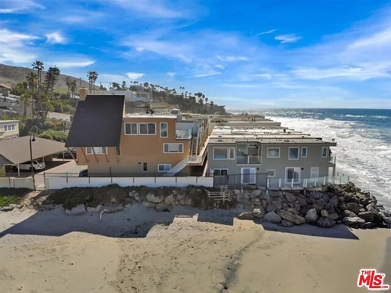 11770 Pacific Coast Hwy #D — Photo 25