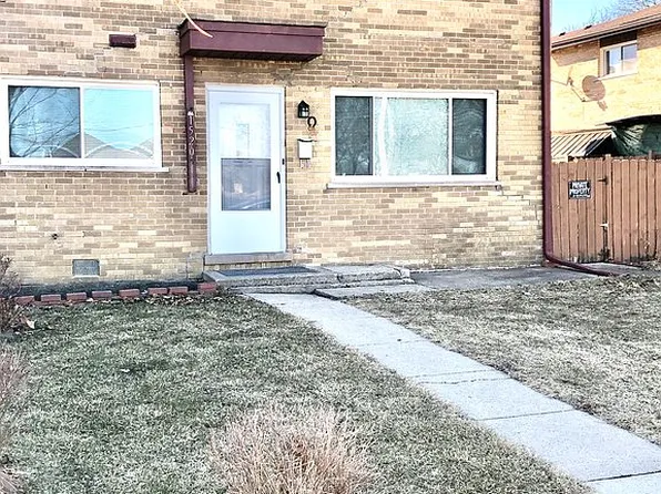 1520 Pennsylvania St, Des Plaines, IL 60018