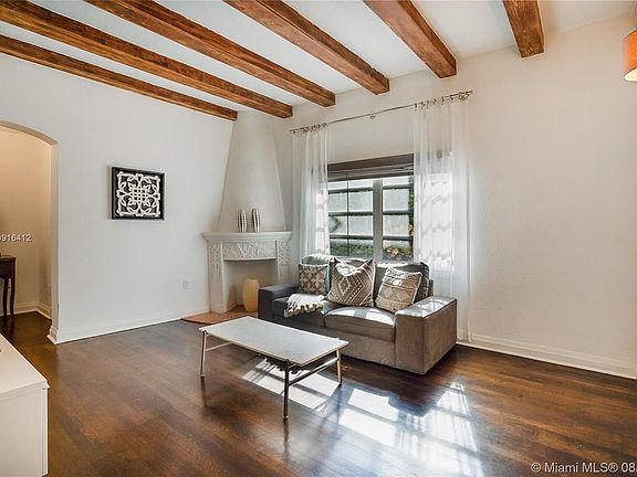 2nd image of 1605 Euclid Ave APT 1B