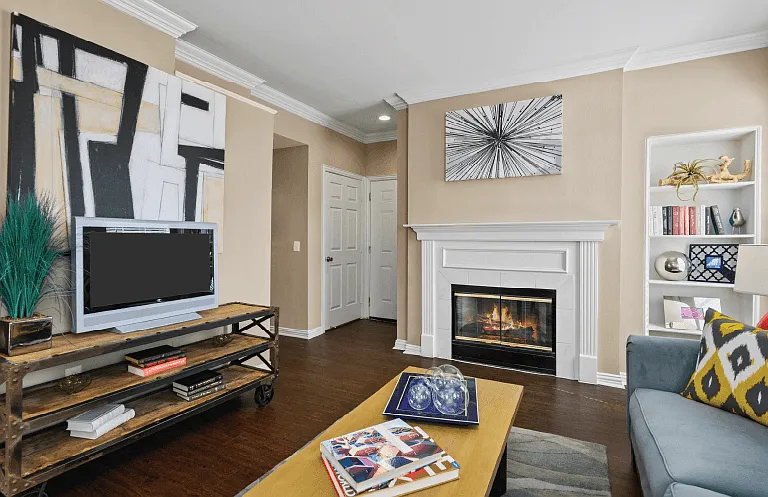 Tuscany Park Apartments — Photo 4