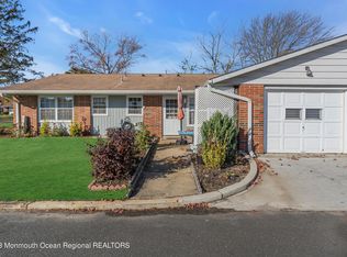296D Dorchester Dr #D, Lakewood, NJ 08701