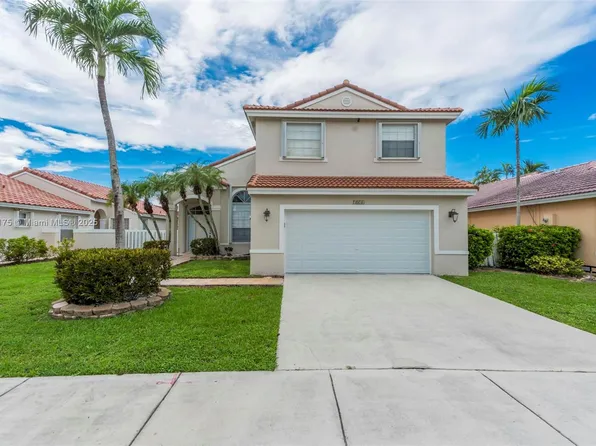 1036 NW 187th Ave, Pembroke Pines, FL 33029