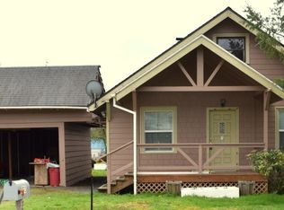 890 J St, Forks, WA 98331