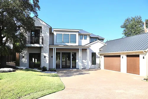 6102 Forest Hills Dr Photo 1
