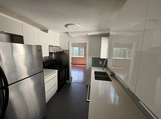 612 Godwin Ct #6, Coquitlam, BC V3K 5V8