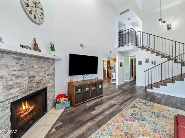 1981 N Terraza De La Cienega, Tucson, AZ 85715