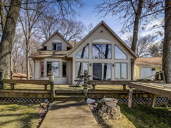 2nd image of 3787 England Dr