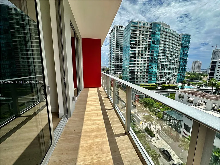 3100 NE 1st Ave #1108 — Photo 1