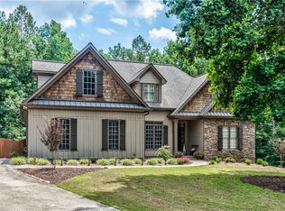 221 Saddlehorn Trl, Ball Ground, GA 30107