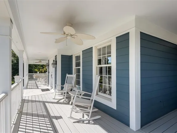 10420 S Redwing Cir, Olathe, KS 66061