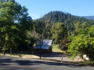 7745 N Applegate Rd, Grants Pass, OR 97527