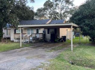 175 W Darby St, Bridge City, TX 77611