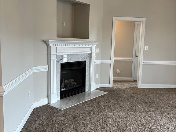 4th image of 2637 Camille Dr