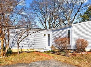 7204 Lavender Ln, Springfield, VA 22150