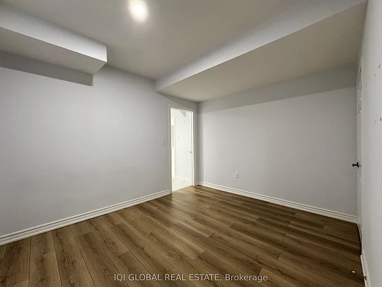 82 Madoc Pl #BASEMENT — Photo 22