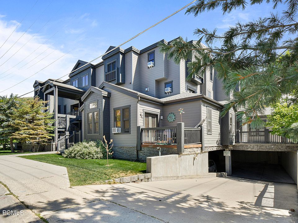 1st image of 1499 Park Ave #6