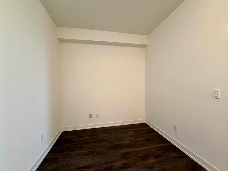 2 David Eyer Rd #1022 — Photo 12