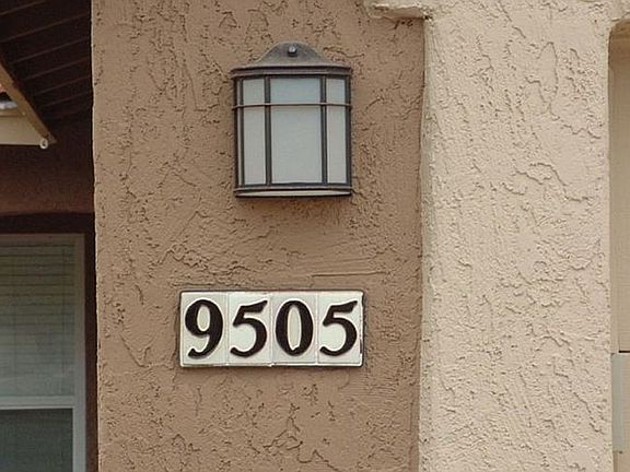 3rd image of 9505 N Blackbird Pl