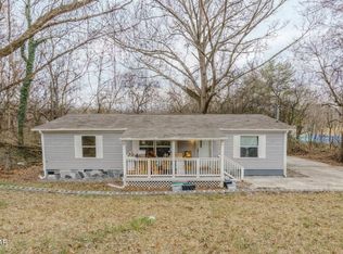 3954 Skyline Dr, Knoxville, TN 37914
