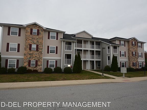 2nd image of 1870 Congressional Village Dr Unit 7303