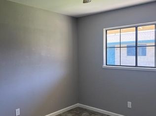 1402 Canal Farm Ln #8, Los Banos, CA 93635