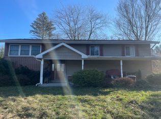 3453 Old Pittsburgh Rd, New Castle, PA 16101