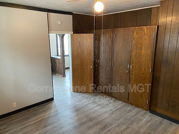 2nd image of 261 College St SW APT 1