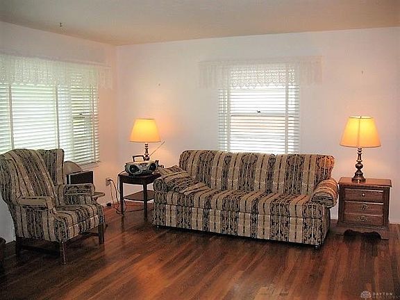 4th image of 715 Wynwood Ct
