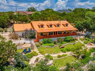 105 Burnet Dr, Kerrville, TX 78028