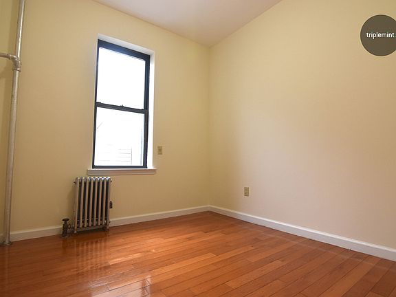 4th image of 680 Manhattan Ave APT 9