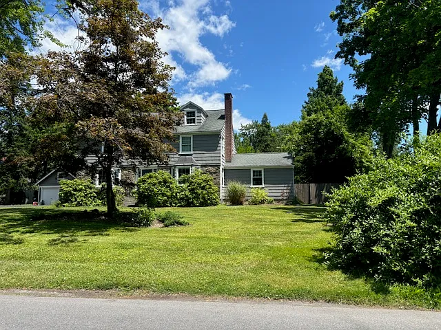 1 Salisbury Rd — Photo 3