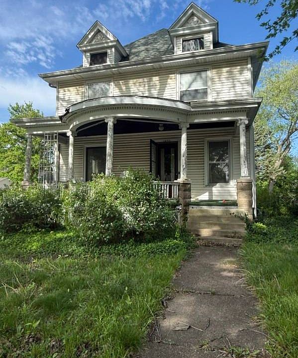 1st image of 1431 S 2nd St