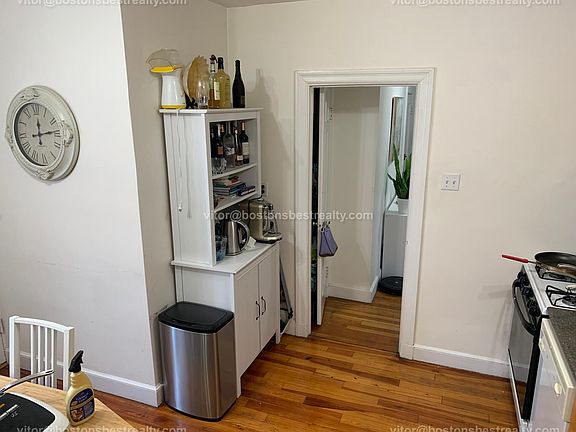 2nd image of 20 Fairbanks St #Bb925403e