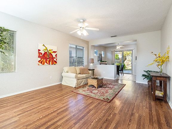 3rd image of 110 Ivy Arbor Ct