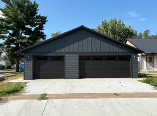 1124 Garfield Ave, Altoona, WI 54720