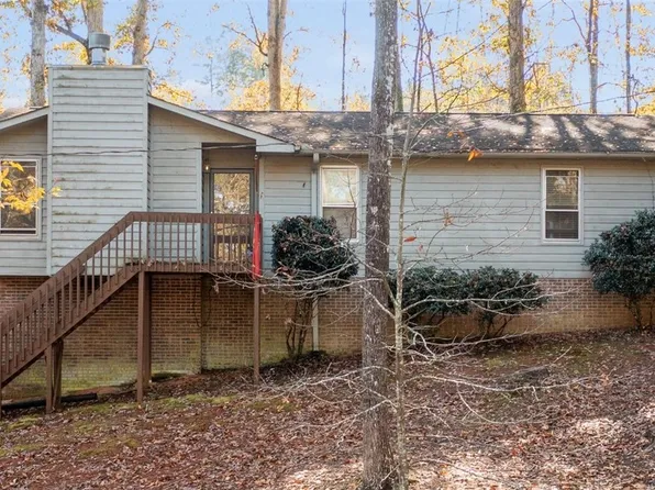 310 Fernwood Dr, Seneca, SC 29678