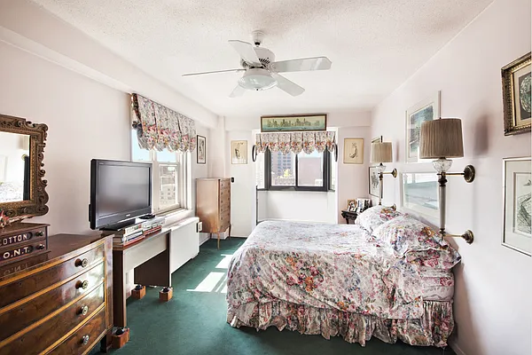 Sold by Stribling | media 43