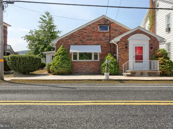 625 E Main St, Hegins, PA 17938