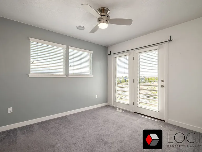 4594 W South Jordan Pkwy — Photo 10
