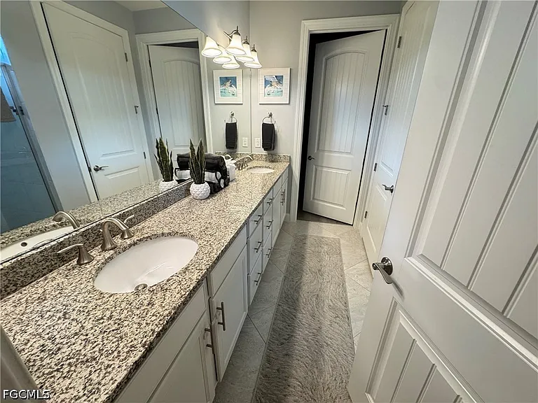 12835 Epping Way — Photo 20